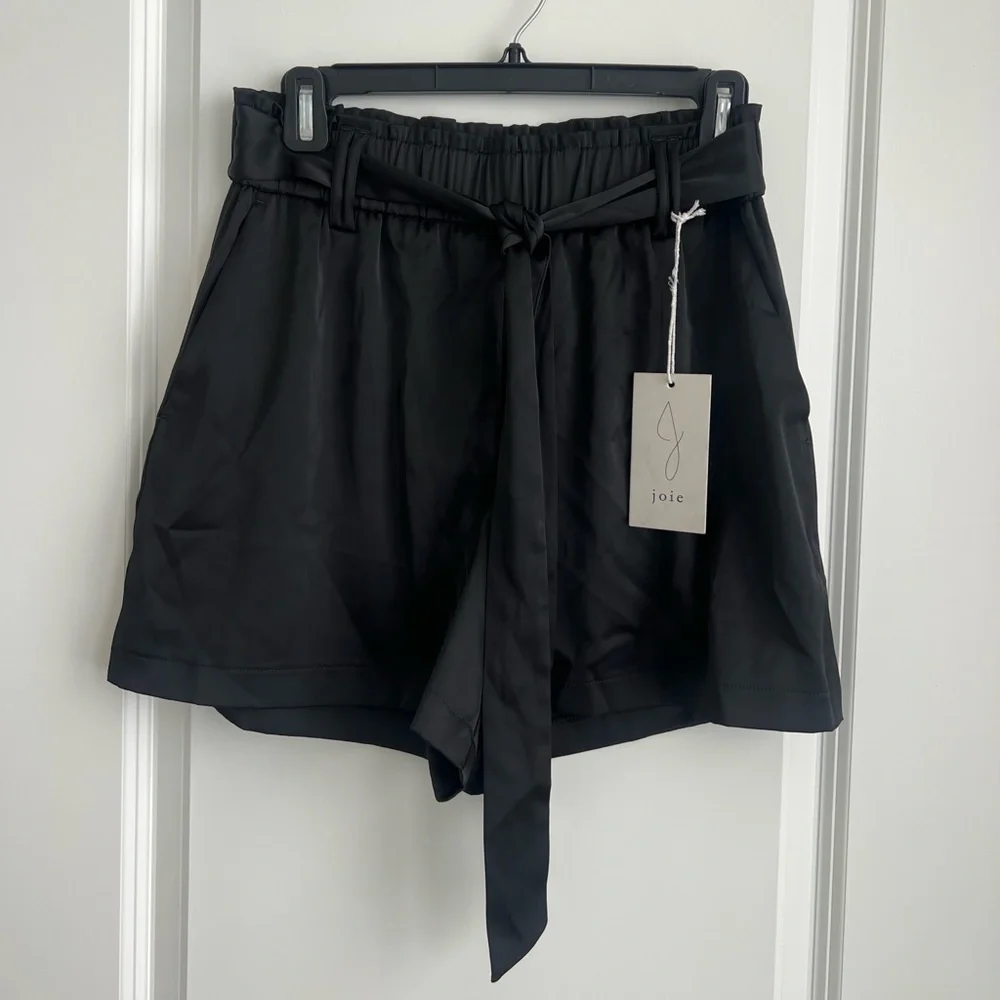 Joie Black Silky Satin-Like Shorts Size 6 Paperbag Waist Tie Belt Dressy